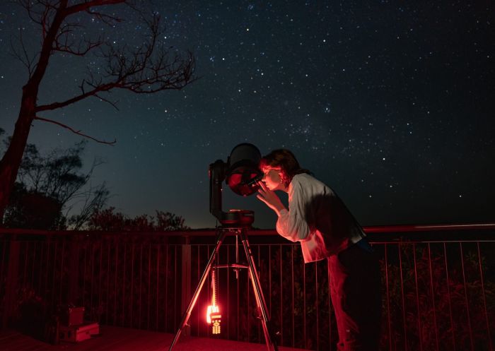 Women using telescope, Blue Mountains Stargazing, Wentworth Falls